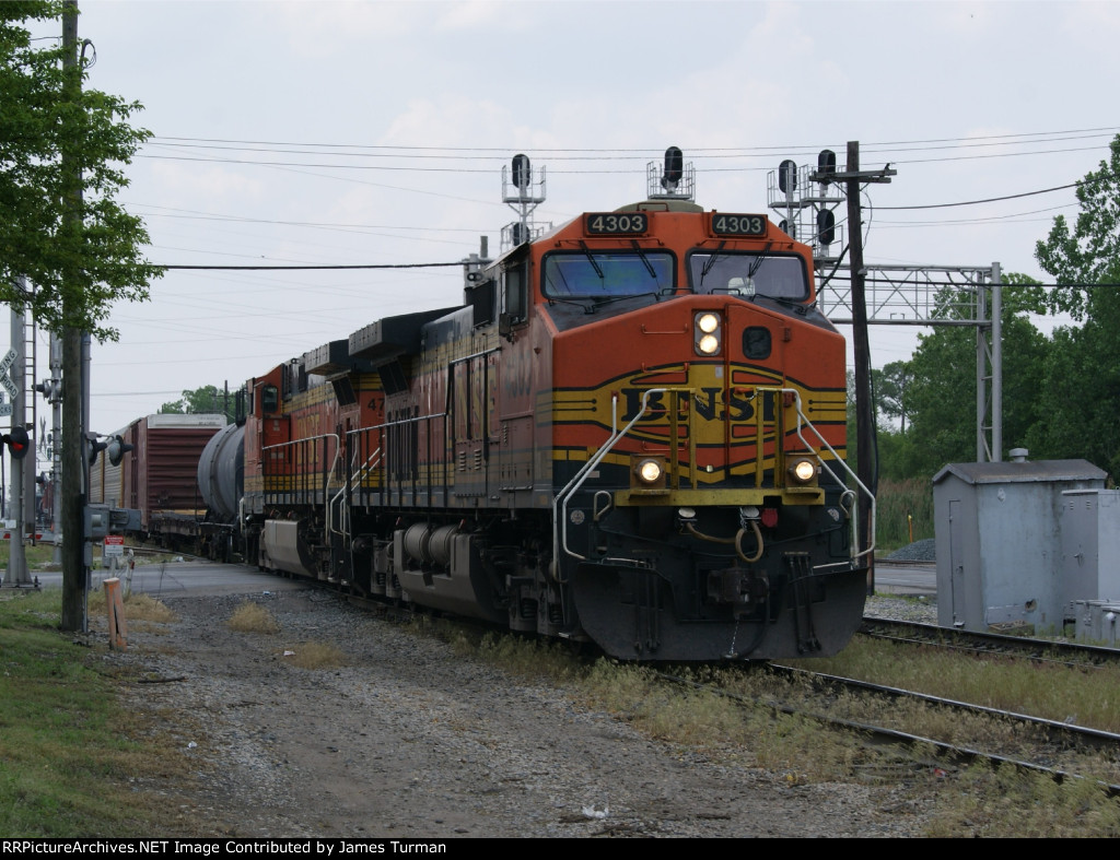 BNSF 4303